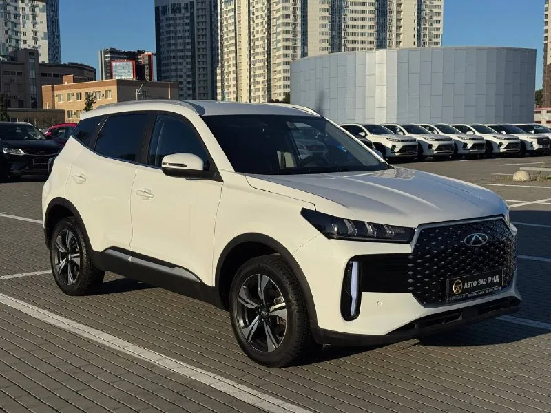🚘 в продаже chery tiggo 4 год выпуска: 2025 пробег на табло: 24 532 км птс: электронный, юр. чистый двигатель: 1.5 бензин трансмиссия: cvt vin: ededb21b3sc014751 цена: 1 610 000 руб. 📞 + 7 (938) 130-35-61 г. ростов-на-дону, тц «сиверс», пр. сиверса, 23 – как нас найти 📍 способы оплаты: — наличные; — кредит (20 банков); — безнал без ндс; — обмен на ваш авто. больше подробностей об авто и способах оплаты узнавайте у менеджера 📲 @autozaorndbot ___________ подбор авто – @auto_zao_bot 🤖 все авто – https://autozao. ru/ 🌐 🗺️ присоединяйтесь к авто зао : — москва — краснодар - фотография - 1