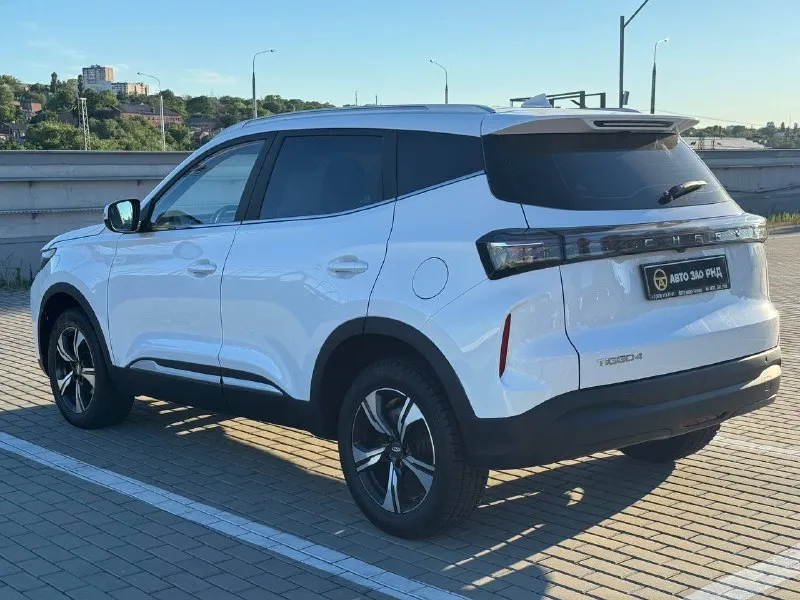 🚘 в продаже chery tiggo 4 год выпуска: 2025 пробег на табло: 24 532 км птс: электронный, юр. чистый двигатель: 1.5 бензин трансмиссия: cvt vin: ededb21b3sc014751 цена: 1 610 000 руб. 📞 + 7 (938) 130-35-61 г. ростов-на-дону, тц «сиверс», пр. сиверса, 23 – как нас найти 📍 способы оплаты: — наличные; — кредит (20 банков); — безнал без ндс; — обмен на ваш авто. больше подробностей об авто и способах оплаты узнавайте у менеджера 📲 @autozaorndbot ___________ подбор авто – @auto_zao_bot 🤖 все авто – https://autozao. ru/ 🌐 🗺️ присоединяйтесь к авто зао : — москва — краснодар - фотография - 4
