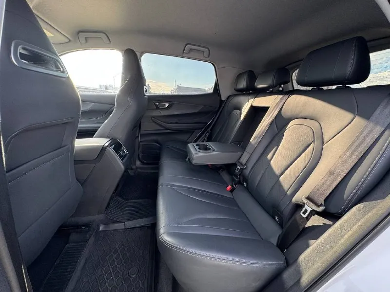🚘 в продаже chery tiggo 4 год выпуска: 2025 пробег на табло: 24 532 км птс: электронный, юр. чистый двигатель: 1.5 бензин трансмиссия: cvt vin: ededb21b3sc014751 цена: 1 610 000 руб. 📞 + 7 (938) 130-35-61 г. ростов-на-дону, тц «сиверс», пр. сиверса, 23 – как нас найти 📍 способы оплаты: — наличные; — кредит (20 банков); — безнал без ндс; — обмен на ваш авто. больше подробностей об авто и способах оплаты узнавайте у менеджера 📲 @autozaorndbot ___________ подбор авто – @auto_zao_bot 🤖 все авто – https://autozao. ru/ 🌐 🗺️ присоединяйтесь к авто зао : — москва — краснодар - фотография - 9