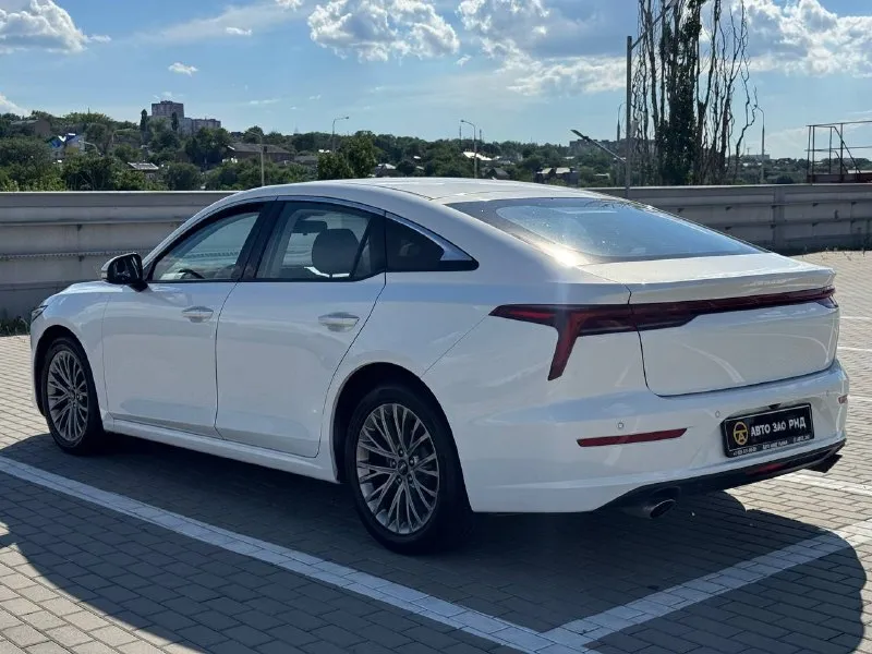🚘 в продаже faw bestune b70 год выпуска: 2023 пробег на табло: 65 841 км птс: электронный двигатель: 1.5 бензин трансмиссия: at vin: lfp83acc1p1k64676 цена: 1 310 000 руб. 📞 + 7 (938) 130-35-61 г. ростов-на-дону, тц «сиверс», пр. сиверса, 23 – как нас найти 📍 способы оплаты: — наличные; — кредит (20 банков); — безнал без ндс; — обмен на ваш авто. больше подробностей об авто и способах оплаты узнавайте у менеджера 📲 @autozaorndbot ___________ подбор авто – @auto_zao_bot 🤖 все авто – https://autozao. ru/ 🌐 🗺️ присоединяйтесь к авто зао : — москва — краснодар - фотография - 4