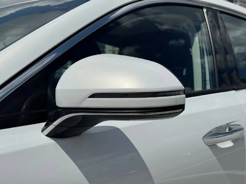 🚘 в продаже faw bestune b70 год выпуска: 2023 пробег на табло: 65 841 км птс: электронный двигатель: 1.5 бензин трансмиссия: at vin: lfp83acc1p1k64676 цена: 1 310 000 руб. 📞 + 7 (938) 130-35-61 г. ростов-на-дону, тц «сиверс», пр. сиверса, 23 – как нас найти 📍 способы оплаты: — наличные; — кредит (20 банков); — безнал без ндс; — обмен на ваш авто. больше подробностей об авто и способах оплаты узнавайте у менеджера 📲 @autozaorndbot ___________ подбор авто – @auto_zao_bot 🤖 все авто – https://autozao. ru/ 🌐 🗺️ присоединяйтесь к авто зао : — москва — краснодар - фотография - 6