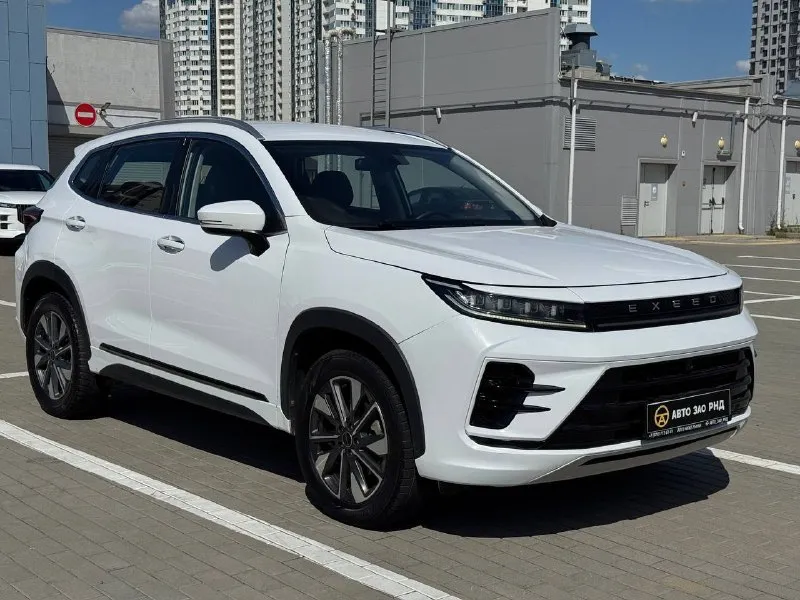 🏁 в продаже exeed lx год выпуска: 2023 пробег на табло: 57 348 км птс: электронный двигатель: 1.5 бензин трансмиссия: cvt vin: lvtdb21bxpe904716 цена: 1 460 000 руб. 📞 + 7 (938) 130-35-61 адрес: г. ростов-на-дону, тц «сиверс», пр. сиверса, 23 – как нас найти способы оплаты: — наличные; — кредит (20 банков); — безнал без ндс; — обмен на ваш авто. больше подробностей об авто и способах оплаты узнавайте у менеджера @autozaorndbot ___________ смотрите все авто в наличии – https://autozao. ru/ 🗺️ присоединяйтесь к авто зао в других городах: — москва — краснодар - фотография - 2