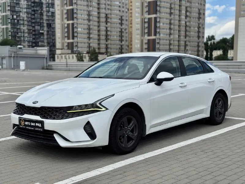 🚘 в продаже kia k5 год выпуска: 2021 пробег на табло: 63 743 км птс: электронный двигатель: 2.0 бензин трансмиссия: at vin: xweg2414bm0002559 цена: 1 660 000 новая цена: 1 640 000 руб. 📞 + 7 (938) 130-35-61 г. ростов-на-дону, тц «сиверс», пр. сиверса, 23 – как нас найти 📍 способы оплаты: — наличные; — кредит (20 банков); — безнал без ндс; — обмен на ваш авто. больше подробностей об авто и способах оплаты узнавайте у менеджера 📲 @autozaorndbot ___________ подбор авто – @auto_zao_bot 🤖 все авто – https://autozao. ru/ 🌐 мы в max. ru/auto_zao_rnd 💬 🗺️ присоединяйтесь к авто зао : — москва — краснодар - фотография - 1