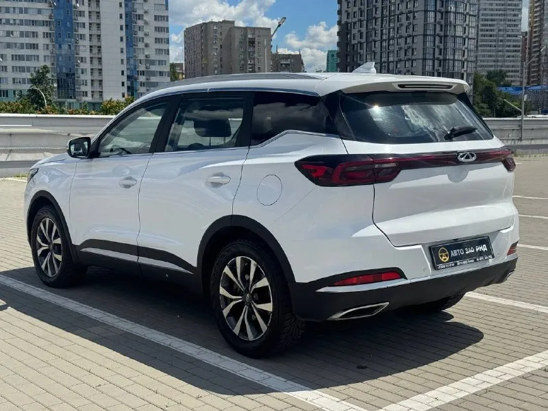 🏁 В продаже chery tiggo 7 pro
Год выпуска: 2023
Пробег на табло: 82 767 км
Птс: электронный
Двигатель: 1.5 бензин
Трансмиссия: cvt
Vin: lvvdb21bxpd768598
Цена: 1 300 000 руб.
📞 + 7 (938) 130-35-61
Адрес: г. Ростов-на-дону,
Тц «сиверс», пр. Сиверса, 23 – как нас найти
Способы оплаты:
— Наличные;
— Кредит (20 банков);
— Безнал без ндс;
— Обмен на ваш авто.
Больше подробностей об авто и способах оплаты узнавайте у менеджера @autozaorndbot
___________
Смотрите все авто в наличии – https://autozao. Ru/
🗺️ Присоединяйтесь к авто зао в других городах:
— Москва
— Краснодар - фотография - 3