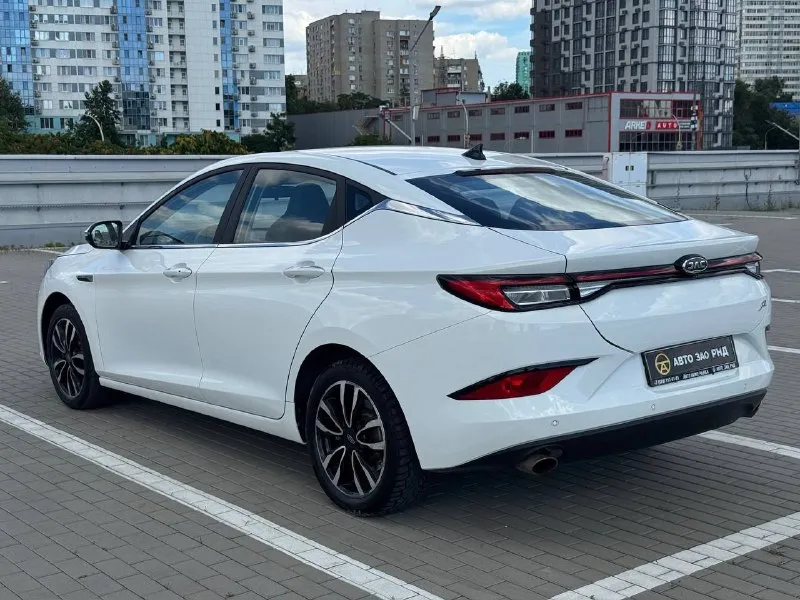 🏁 В продаже jac j7

Год выпуска: 2023
Пробег на табло: 76 989 км
Птс: электронный
Двигатель: 1.5 бензин
Трансмиссия: cvt

Vin: mx1j7aggxpk029647
Цена: 940 000 руб.

📞 + 7 (938) 130-35-61

Адрес: г. Ростов-на-дону,
Тц «сиверс», пр. Сиверса, 23 – как нас найти

Способы оплаты:
— Наличные;
— Кредит (20 банков);
— Безнал без ндс;
— Обмен на ваш авто.

Больше подробностей об авто и способах оплаты узнавайте у менеджера @autozaorndbot
___________

Смотрите все авто в наличии – https://autozao. Ru/

🗺️ Присоединяйтесь к авто зао в других городах:

— Москва
— Краснодар - фотография - 3