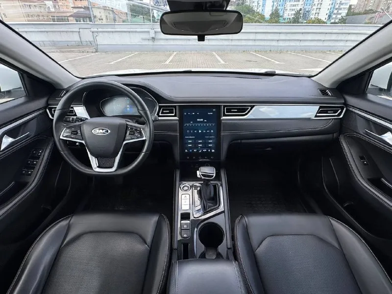 🏁 В продаже jac j7

Год выпуска: 2023
Пробег на табло: 76 989 км
Птс: электронный
Двигатель: 1.5 бензин
Трансмиссия: cvt

Vin: mx1j7aggxpk029647
Цена: 940 000 руб.

📞 + 7 (938) 130-35-61

Адрес: г. Ростов-на-дону,
Тц «сиверс», пр. Сиверса, 23 – как нас найти

Способы оплаты:
— Наличные;
— Кредит (20 банков);
— Безнал без ндс;
— Обмен на ваш авто.

Больше подробностей об авто и способах оплаты узнавайте у менеджера @autozaorndbot
___________

Смотрите все авто в наличии – https://autozao. Ru/

🗺️ Присоединяйтесь к авто зао в других городах:

— Москва
— Краснодар - фотография - 7