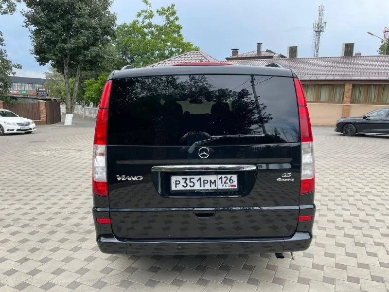 Mercedes benz viano 3.5 4matic. год 2008 коробка передач автомат. пробег 268 тысяч. автомобиль в прекрасном состоянии без гнили и ржавчины не битый все как на фото по технической части все в идеале не требует не каких вложений все работает в штатном режиме. с документами полный порядок. цена 1🍋840. торг возможен реальному покупателю. телефон +79097696005 +79495806290 - фотография - 5