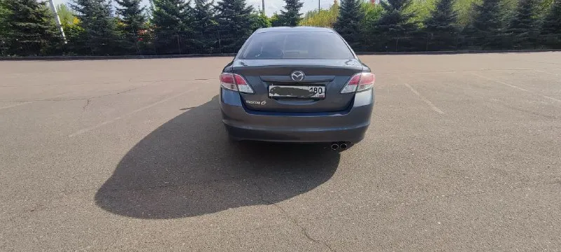 Продам mazda 6 gh (акпп, 2.5 литра бензин, 170 л. с.), 2011 г. в. цена: 820000₽. пробег 270 тыс. км. все стекла заводские. резина хорошая. немного о комплектации: - круиз контроль; - камера заднего вида - кондиционер; - эл. зеркала; - эл. стеклоподъемники. автомобиль обслужен. торг будет при осмотре. +79493462213 юлия - фотография - 3