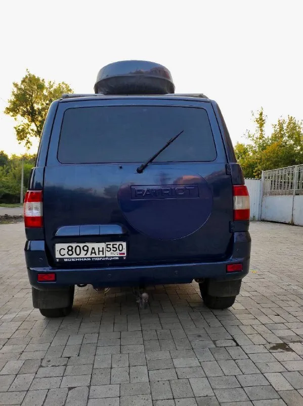 Уаз патриот год: 2015 дополнительная информация: мотор 409 2.7/128лс. 5мкпп. технически и косметически в отличном состоянии. без коррозии и аварий, автомобиль обработан. кондиционер, две печки, хорошая мультимедиа, подогрев сидений, привод и подогрев зеркал. машина в отличном состоянии, ничего обслуживать и делать не нужно. зеленая автотека, без аварий осмотр донецк, калининский цена: 685 т. руб. торг +7(949)77-101-77 📞 звоните: +7(949)7710177 - фотография - 5