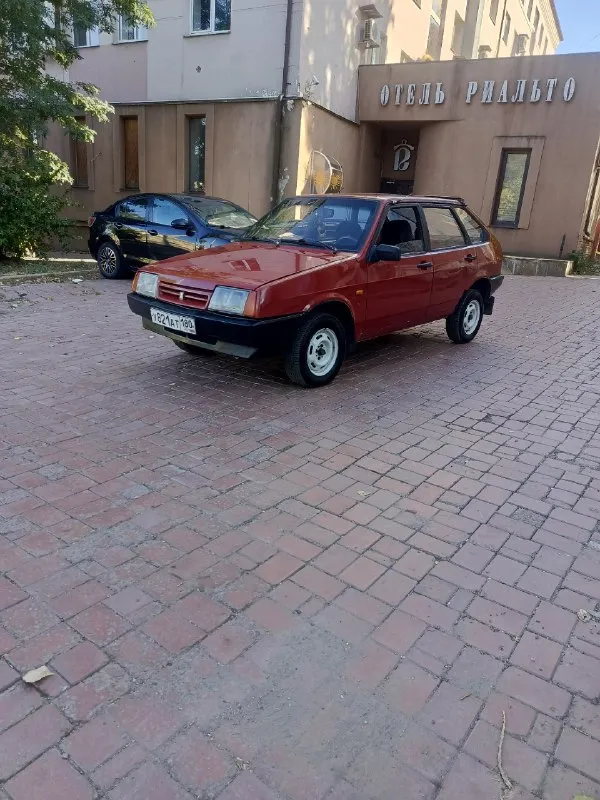 Продам ваз 2109. в хорошим состоянии 1.5 работает как часики. коробка-пятиступка. переключай отлично, не выбивает. авто без вложений в достойном состоянии. новая резина. приятный салон. музыка. автомобиль полностью обслужен. любой вид оформления. остальные вопросы по телефону. цена. 160. торг. донецк. + 7 (949). 560-91-17. 📞 звоните: +7(949)5609117 - фотография - 2
