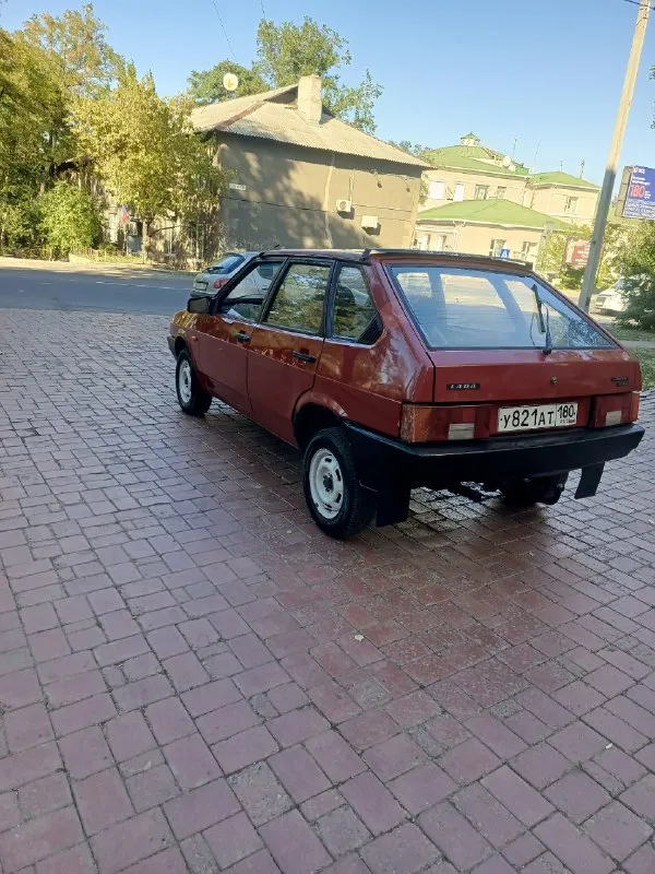 Продам ваз 2109. в хорошим состоянии 1.5 работает как часики. коробка-пятиступка. переключай отлично, не выбивает. авто без вложений в достойном состоянии. новая резина. приятный салон. музыка. автомобиль полностью обслужен. любой вид оформления. остальные вопросы по телефону. цена. 160. торг. донецк. + 7 (949). 560-91-17. 📞 звоните: +7(949)5609117 - фотография - 4
