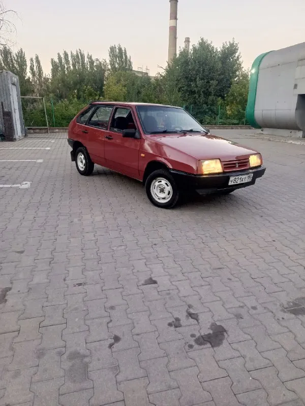 Продам ваз 2109. в хорошим состоянии 1.5 работает как часики. коробка-пятиступка. переключай отлично, не выбивает. авто без вложений в достойном состоянии. новая резина. приятный салон. музыка. автомобиль полностью обслужен. любой вид оформления. остальные вопросы по телефону. цена. 160. торг. донецк. + 7 (949). 560-91-17. 📞 звоните: +7(949)5609117 - фотография - 6