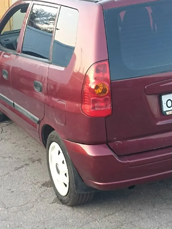 Продам - мицубиси спейс стар 2004 г. в. полез лак, рыжики, вмятинки, царапинки - присутствуют. хорошее соотношение - двс1.6 и мех кпп. очень вместительный багажник и раскладные сиденья. кондёр, г/у руля, пер. стеклоподъемники, абс, подушки, сигнализация, ц/з, эл. зеркала, резина 15, тонировка. задние тормоза заглушены. подушки горят - подрулевой шлейф. обычная рабочая машина. идеала не ждите. комплект зимней резины " бриджстоун " на 14 железных дисках. отдам кое-какие новые запчасти. машина на сыне, переоформление в мрэо. цена 290000р. донецк. +79494190404 максим. 👤 максим подгорный 📞 звоните: +7(949)4190404 - фотография - 3