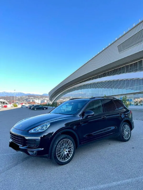Номер телефона +79493330955 в продаже роrschе саyеnne 958 рeстайлинг 2016год с самым надежным двигателем 3.6 (чугунный блок) без задиров пробег оригинальный 108 000км коробка передач 8- ступенчатый автомат ( aisin) в изумительном состоянии два ключа обслужен полностью кузов покрыт керамикой в хорошей комплектации адаптивный ксенон климат контроль круиз контроль мультируль датчик света, дождя, датчики давления шинах слепые зоны auto hold камера заднего вида кожаный салон электрические сидения (памяти, вентиляция, подогревы) панорама часы на торпеде музыка bose проверка приветствуется на любом вашем сто telegram - фотография - 4