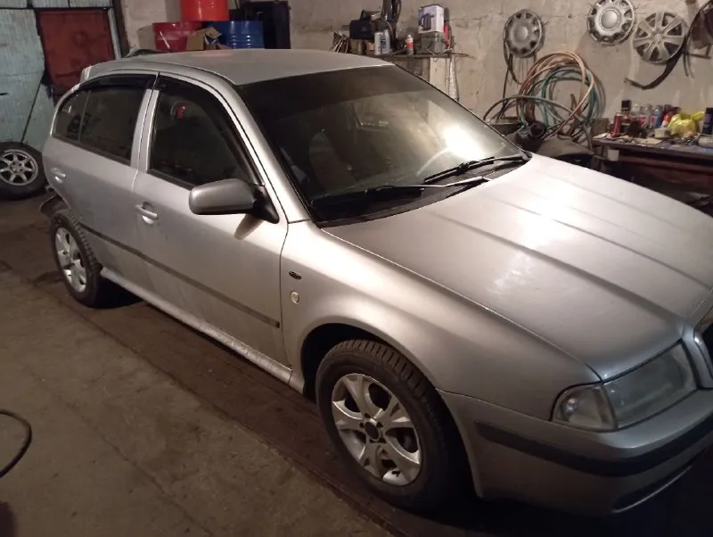 В разборе skoda октавия тур. двигатель после капремонта 1.6(102л. с. ) кузов с документами. +7949 369 08 70 📞 звоните: +7(949)3690870 - фотография - 3