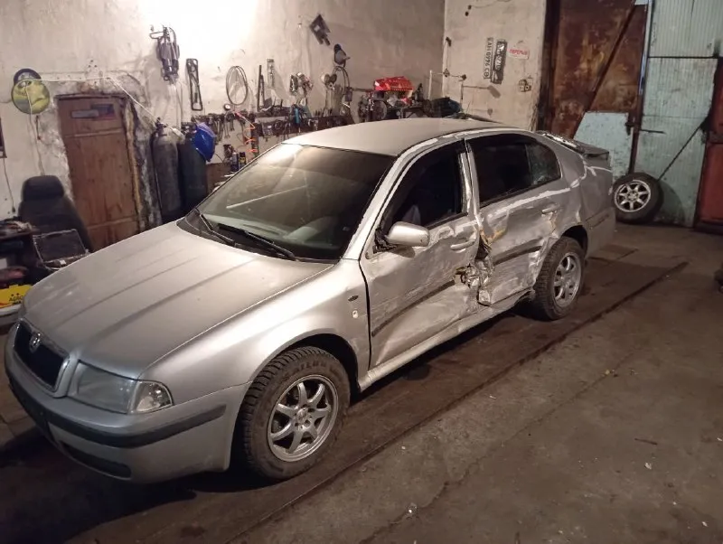 В разборе skoda октавия тур. двигатель после капремонта 1.6(102л. с. ) кузов с документами. +7949 369 08 70 📞 звоните: +7(949)3690870 - фотография - 4