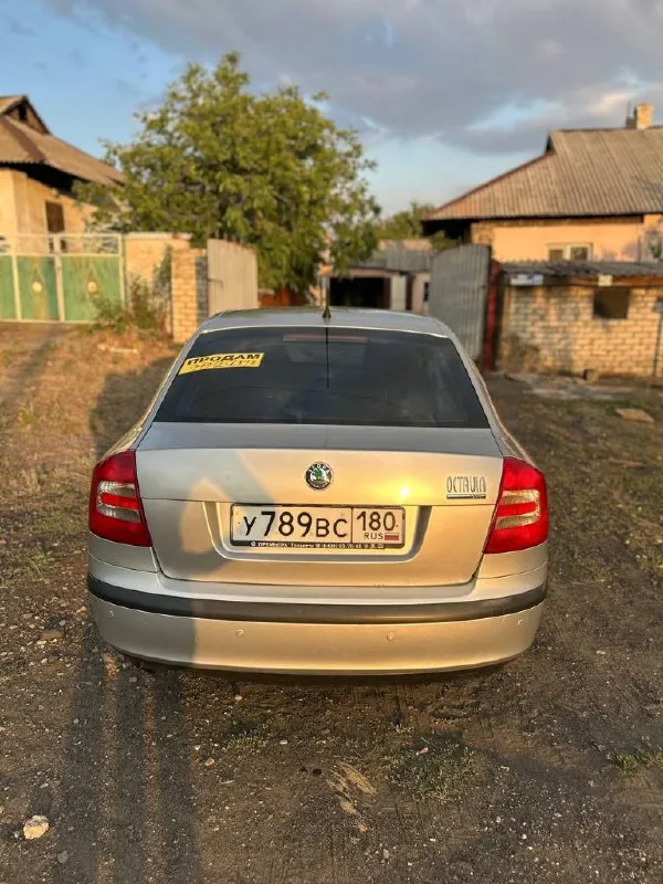 Продам skoda октавия а5 2006 года 1.6 mpi на механике в хорошем состоянии 800000 осмотр город шахтёрск +79494252898 📞 звоните: +7(949)4252898 - фотография - 4