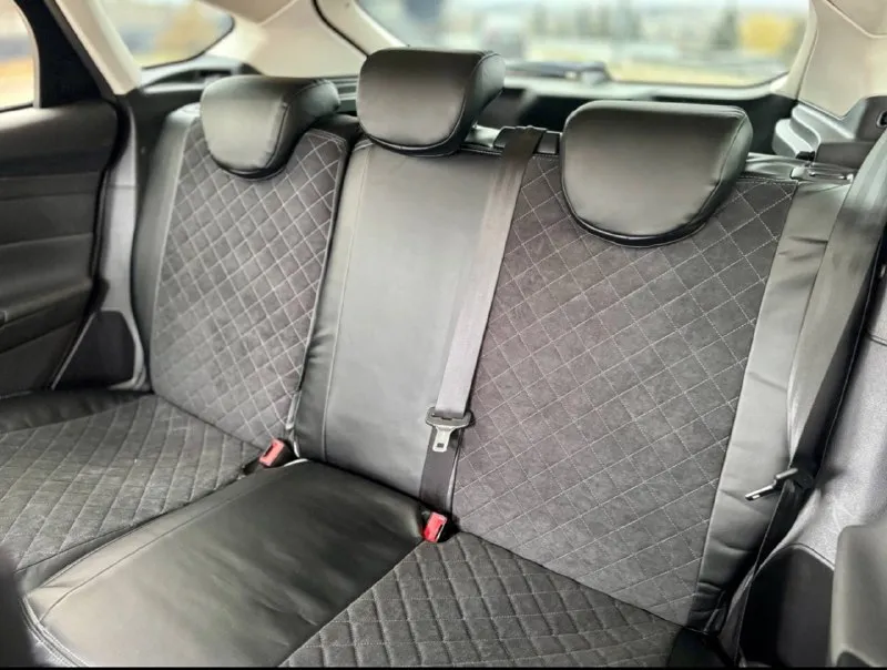 Срочно первая цена по рф продам ford focus, 2013г выпуска в комплектации sport 125 л. с. пробег 167.000 мотор 1.6 коробка 6-ступенчатая акпп мотор работает отлично без проблем. коробка переключает идеально без пинков, работает идеально. кузов в хорошем состоянии, был один косметический окрас, одной передней левой двери. по ходовой части все в порядке нечего не стучит и нет не каких посторонних звуков. по комплектации есть все необходимое для удобной и комфортной эксплуатации. печка греет идеально, кондиционер работает в полном режиме. 2 стеклоподъемника. hill launch assist: с сист. поддержки троганья на склоне. аксессуарн. блок usb. подогрев зеркал. датчик дождя. датчик света. мульти-руль. продажа через мрео осмотр г. донецк звоните в любое время +79499952361 цена 780.000 торг 📞 звоните: +7(949)9952361 - фотография - 6