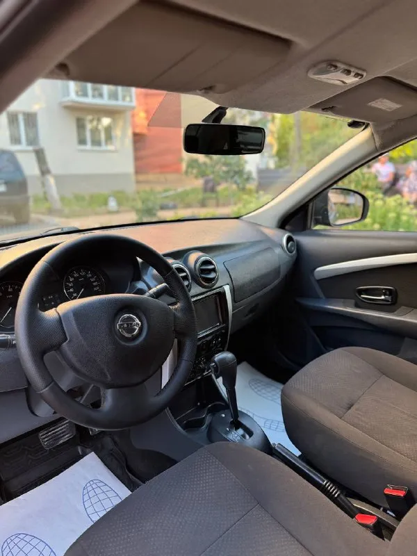 Nissan almera цена - 648.000₽ город - мариуполь год выпуска - 2014 пробег - 148.000 км топливо - бензин модификация- 1.6 кпп - автомат собственник - да +79494572485 птс оригинал 1 владелец!✅ автомобиль в отличном состоянии!!! весной было пройдено то заменены все расходники. кондиционер полностью обслужен месяц назад!за машиной всегда вёлся своевременный уход, денег в авто не жалели! авто полностью обслужено. техника вся на отлично, кузов без гнили, дно идеальное. документы абсолютно чистые доп. инфо. по телефону. эур✅️ abs✅️ кондиционер✅️ эл. подъёмники✅️ подогревы сидений✅ аудио система с bluetooth✅ подушки безопасности ✅️ - фотография - 8