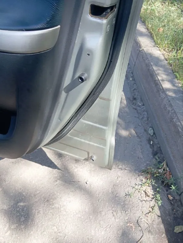 Продаю тоyota (тойота) corolla verso 2 2005 г. в. 2 л. 268 тыс. пробег. не пригон. я хозяин, единств... - фотография