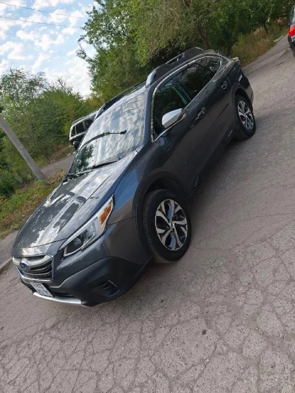 Выпуск 12/2020, по вин 2021 4s4btgpd8m3158393 не бита, в родном окрасе. полностью обслужена, все регламенты соблюдены. два комплекта резины, два комплекта ковриков. топовая комплектация touring xt - двигатель 2,4 турбо- 264 л/с комфорт: задняя и передняя камеры; усилитель руля; бортовой компьютер; память боковых зеркал; двухзонный климат-контроль; запуск двигателя с кнопки; система доступа без ключа; электроскладывание зеркал; адаптивный круиз-контроль; регулировка руля по вылету и высоте; дистанционный запуск двигателя; электропривод крышки багажника; задние и передние электростеклоподъёмники; открытие багажника без помощи рук; многофункциональное рулевое колесо; подрулевые лепестки переключения передач. обзор: датчик света; датчик дождя; светодиодные фары; дневные ходовые огни; противотуманные фары; система адаптивного освещения; система управления дальним светом; самозатемняющееся зеркало заднего вида. салон: люк; кожа (материал салона); подогрев задних сидений; памят 📞 звоните: +7(959)2983333 - фотография - 3