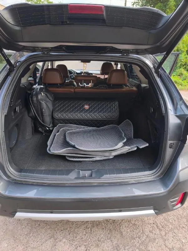 Выпуск 12/2020, по вин 2021 4s4btgpd8m3158393 не бита, в родном окрасе. полностью обслужена, все регламенты соблюдены. два комплекта резины, два комплекта ковриков. топовая комплектация touring xt - двигатель 2,4 турбо- 264 л/с комфорт: задняя и передняя камеры; усилитель руля; бортовой компьютер; память боковых зеркал; двухзонный климат-контроль; запуск двигателя с кнопки; система доступа без ключа; электроскладывание зеркал; адаптивный круиз-контроль; регулировка руля по вылету и высоте; дистанционный запуск двигателя; электропривод крышки багажника; задние и передние электростеклоподъёмники; открытие багажника без помощи рук; многофункциональное рулевое колесо; подрулевые лепестки переключения передач. обзор: датчик света; датчик дождя; светодиодные фары; дневные ходовые огни; противотуманные фары; система адаптивного освещения; система управления дальним светом; самозатемняющееся зеркало заднего вида. салон: люк; кожа (материал салона); подогрев задних сидений; памят 📞 звоните: +7(959)2983333 - фотография - 8