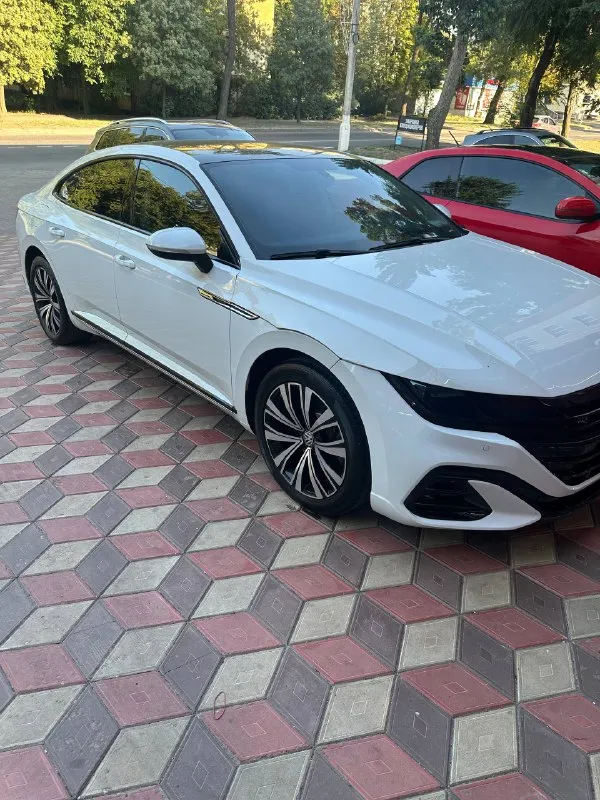 Продам vw arteon 03/2020 2.0 tsi 272 л. с акпп aisin 09p(aq450) 8 ступка полный привод 4motion турбина is38 с завода(можно дунуть и станет весело🙄🫡) полный сток, кат на месте🤑 вся безопасность на месте, ни одна подушка не стреляла по америке легкий удар, вин скину по запросу. автомобиль полностью заклеен в полиуретановую пленку 200микрон, капот 230 микрон. сделан полный антихром, крыша в черный полиуретан. в конце лета обслужена: масло в двс, в акпп, в полном приводе, антифриз, тормозуха. цена:2 700 000💸 продаю пока не продан интересный мне авто. - фотография - 2