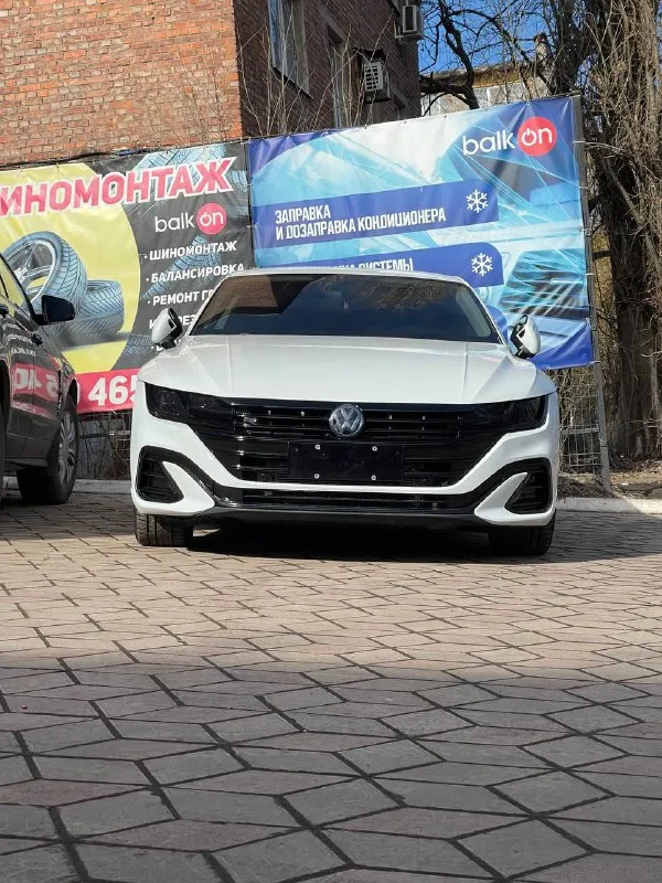 Продам vw arteon 03/2020 2.0 tsi 272 л. с акпп aisin 09p(aq450) 8 ступка полный привод 4motion турбина is38 с завода(можно дунуть и станет весело🙄🫡) полный сток, кат на месте🤑 вся безопасность на месте, ни одна подушка не стреляла по америке легкий удар, вин скину по запросу. автомобиль полностью заклеен в полиуретановую пленку 200микрон, капот 230 микрон. сделан полный антихром, крыша в черный полиуретан. в конце лета обслужена: масло в двс, в акпп, в полном приводе, антифриз, тормозуха. цена:2 700 000💸 продаю пока не продан интересный мне авто. - фотография - 6