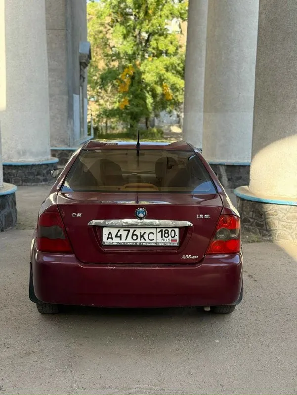 Продам geely ck1 2007 год мотор 1.5 gl, масло не ест, не троит, работает на 5+ 4 эсп, кондиционер, гур, электрическая регулировка зеркал, автоблокировка дверей при движении, abs+ebd стоит газ евро-4,вписанный, всё работает без нареканий по ходовой 4/5. по кузову есть вмятины, помят капот(открылся при движении, забыли закрыть ), зацепило крышу рыжиков толком нет, днище всё живое, любые проверки. по документам всё в порядке, переоформление в мрэо без проблем. цена: 250.000 рублей осмотр макеевка писать в лс, либо по номеру +79493353071 📞 звоните: +7(949)3353071 - фотография - 3