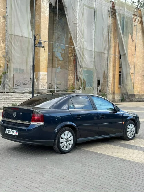 Продам opel vectra c продажа от собственника!!! год выпуска- 2002 года объем двигателя-1.8!!(крепкий мотор) пробег -220.000 тыс км коробка передач-5-ти ступенчатая машина в хорошем техническом состоянии! автомобиль без единого рыжика по кузову. вообщем, пригонял для себя в 2021 году из германии!!!( есть все сервисные книжки) ну путайте с россиянкой ))) все стекла заводские. комплектация: -4 стеклоподъемника -круиз контроль -кондиционер( заправлен, дует на 5/5) -10 подушек безопасности за машиной следил, замена ремня грм, помпы 10т. км. назад, полностью обслужена по ходовой, новые тормозные диски и колодки установлен газ евро-4! стоит новая летняя резина, покупал в 2025 году. в подарок отдам зимнюю резину с дисками машина еще стоит на dpr учете, при переоформлении вы будете первым владельцем в птс! могу поприсутствовать с вами в мрэо! цена-550.000 руб ( торг) все дополнительные вопросы по телефону: +7 (949) 333-10-75 📞 звоните: +7(949)3331075 - фотография - 6