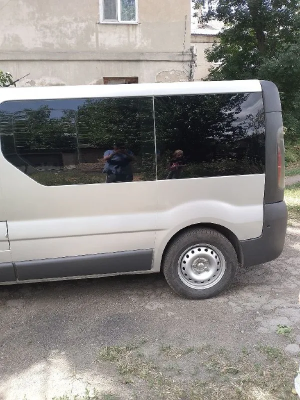 Продам opel vivaro 2002 г. в. двигател 1.9 dti двс и кпп после ремонта. ходовая вся пересыпана. надо заменить радиатор кондея он куплен. кузов в отличном состоянии, заводской пассажир, резина зима-лето на дисках в перевозках не участвовал цена 1 200 000₽ торез торг +7949-388-08-77 📞 звоните: +7(949)3880877 - фотография - 8