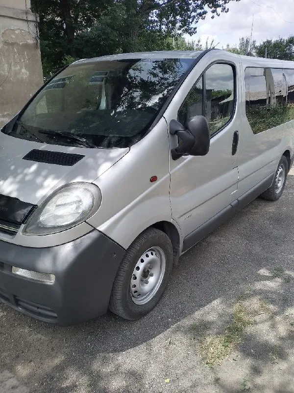 Продам opel vivaro 2002 г. в. двигател 1.9 dti двс и кпп после ремонта. ходовая вся пересыпана. надо заменить радиатор кондея он куплен. кузов в отличном состоянии, заводской пассажир, резина зима-лето на дисках в перевозках не участвовал цена 1 200 000₽ торез торг +7949-388-08-77 📞 звоните: +7(949)3880877 - фотография - 9