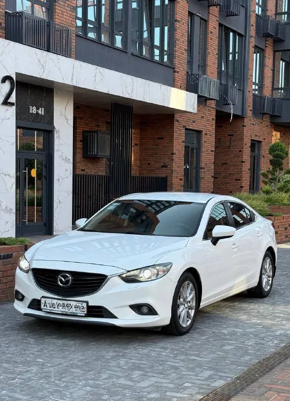 Mazda 6 2013 года выпуска 2й собственник, владею с 2017 года пробег 175.000 без серьезных дтп, машин... - фотография