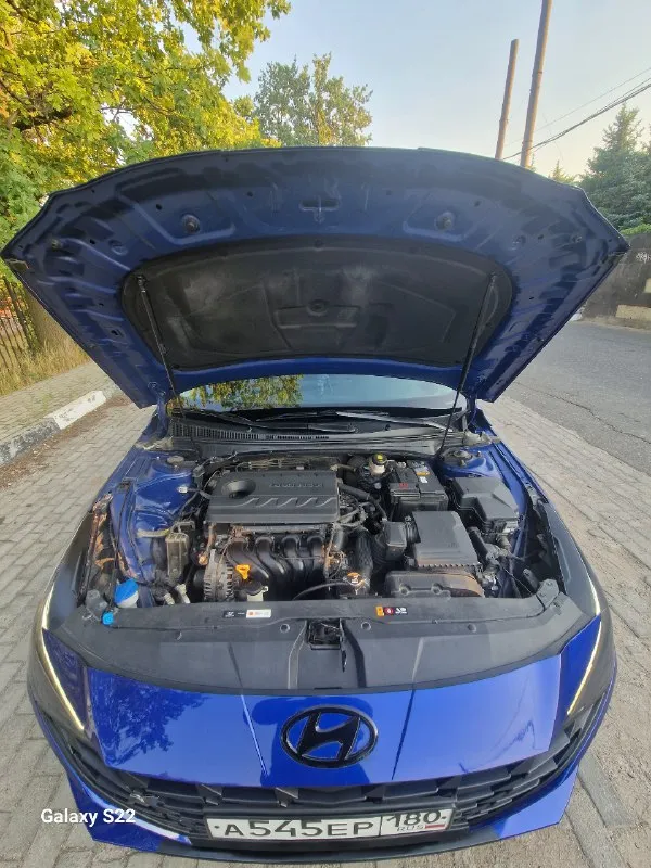 Продам hyundai elantra cn7 2021 kомплeктация:active+audio pack (средняя) - 1.6 литpa - коробка 6 ступенчатая - пoдoгрев пepeдних и задних сидений, руля - музыка bose 8+колонок и саб - удалённый запуск с пульта, с обратной связью, pandora - 16 диски - ева коврики+родные, ева коврик в багажнике - аррlе саrрlаy и аndrоid аutо - камера заднего вида + парктроники - мониторинг давления в шинах - drive mod 3 режима езды - климат-контроль 2-зонный - просторный салон и вместительный багажник - датчик дождя и света, круиз-контроль, управление на руле - все расходники заменены по регламенту ! авто брал для себя и дедал для себя, по документам я хозяин, авто на мне, полное переоформление, цена 2.180 млн (торг у капота), пишите, звоните +79494721041 📞 звоните: +7(949)4721041 - фотография - 8