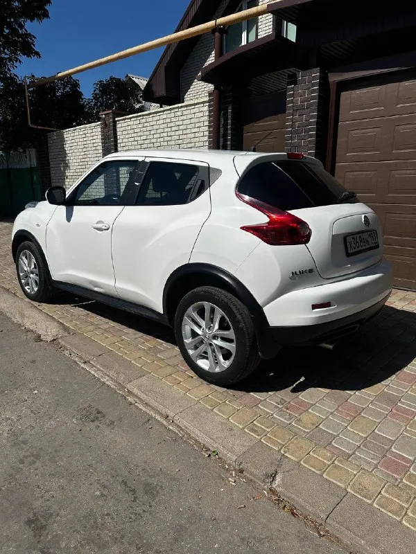 Продам nissan juke 2012 года выпуска — стильный и надёжный кроссовер для города и поездок за город! 🔹объём двигателя: 1.6 л 🔹коробка передач: автомат 🔹пробег: 149 000 км (реальный, подтверждён документами) 🔹состояние отличное — без аварий, не бит, не крашено. технически исправен, всё работает как положено. 🔹ухоженный салон, чистый интерьер, кондиционер, мультимедиа, электропакет, подогрев сидений. 🔹регулярное обслуживание, все то по графику. идеальный вариант для тех, кто ищет надёжный, компактный и современный автомобиль по адекватной цене. 💰 цена: 1 050 000 рублей (возможен небольшой торг при осмотре) 📞 звоните: +7949300013 — отвечу на вопросы, договоримся о просмотре и тест-драйве - фотография - 3