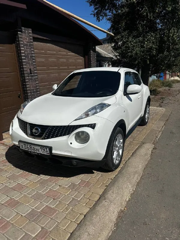 Продам nissan juke 2012 года выпуска — стильный и надёжный кроссовер для города и поездок за город! 🔹объём двигателя: 1.6 л 🔹коробка передач: автомат 🔹пробег: 149 000 км (реальный, подтверждён документами) 🔹состояние отличное — без аварий, не бит, не крашено. технически исправен, всё работает как положено. 🔹ухоженный салон, чистый интерьер, кондиционер, мультимедиа, электропакет, подогрев сидений. 🔹регулярное обслуживание, все то по графику. идеальный вариант для тех, кто ищет надёжный, компактный и современный автомобиль по адекватной цене. 💰 цена: 1 050 000 рублей (возможен небольшой торг при осмотре) 📞 звоните: +7949300013 — отвечу на вопросы, договоримся о просмотре и тест-драйве - фотография - 4