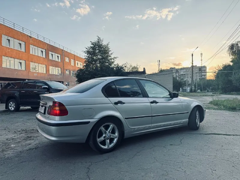 🚘 bmw e46 рестайлинг — стильный и бодрый авто! • двигатель — бензин: 2.0л (143 л. с). • коробка — механика. • привод — задний. • год выпуска — 2002г. • пробег — 387.000км. • топливо — бензин. • резина — michelin r16 (лето). 🎁 зима michelin на литых дисках в подарок! ✅ легендарный авто в отличном состоянии по хорошей цене: • салон максимально ухожен. • подкапотка, ходовая, кузов — без сюрпризов. • ни гнили, ни ржавчины. • масло не жрет, электрика и климат, работает идеально. • музыка, стеклоподъемники и т. д. функционируют "на ура"! 💲 цена: 870.000₽ 📍 находится: г. красный луч 📞 тел: +7 959 164 93 81 📱 telegram: @moveanway - фотография - 4