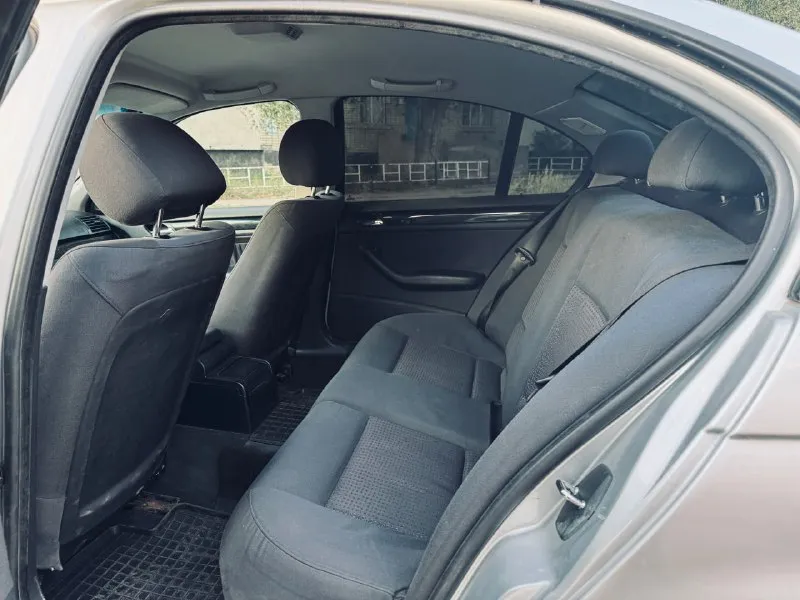 🚘 bmw e46 рестайлинг — стильный и бодрый авто! • двигатель — бензин: 2.0л (143 л. с). • коробка — механика. • привод — задний. • год выпуска — 2002г. • пробег — 387.000км. • топливо — бензин. • резина — michelin r16 (лето). 🎁 зима michelin на литых дисках в подарок! ✅ легендарный авто в отличном состоянии по хорошей цене: • салон максимально ухожен. • подкапотка, ходовая, кузов — без сюрпризов. • ни гнили, ни ржавчины. • масло не жрет, электрика и климат, работает идеально. • музыка, стеклоподъемники и т. д. функционируют "на ура"! 💲 цена: 870.000₽ 📍 находится: г. красный луч 📞 тел: +7 959 164 93 81 📱 telegram: @moveanway - фотография - 8