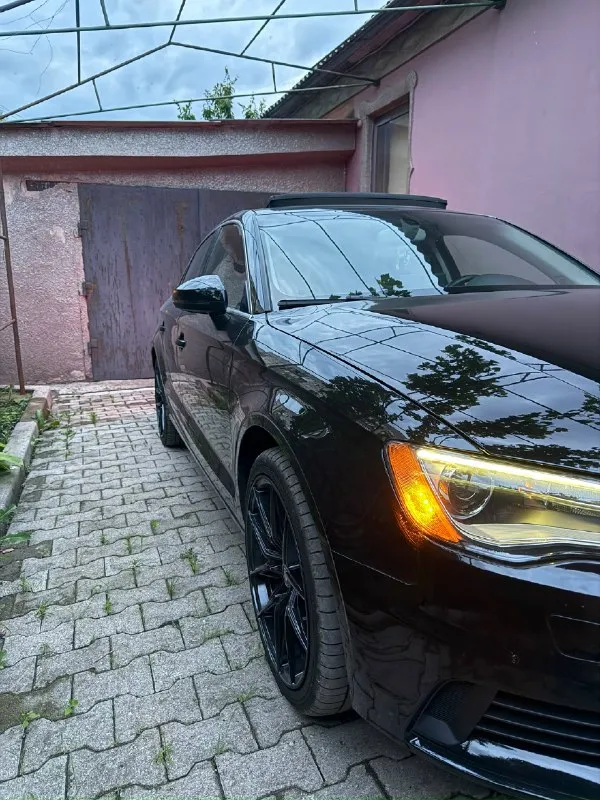 Audi a3 2014 год 1.8 автомат ❗️самая полная комплектация из всех возможных ❗️ ❗️единственный владелец на всю историю с салона ❗️ ❗️родной пробег, родная краска в круг, родные стекла, и многие другие факторы нового автомобиля❗️ технически в идеальном состоянии 162.000 пробега коробка, двигатель, ходовая, электрика, салон- состояние нового авто🤌🏻 полностью обслужена включая кондиционер ✅ машина сток, не прошивалась, сделан только выхлоп до катализатора ( который цел, не трогался ) по салону сделана подсветка, в багажнике оригинальный саб ❗️ линзы в фары стоят в оригинальные места bi-led aozoom black king kong. ❗️ то масла делал каждые 5000, масло только motul. диски 18” rohana rfx13. резина goodyear efficient grip performance(пробег на ней 8500 км) третья машина в семье, выходного дня, не курю, животных не возил ! идеал❗️ переоформление обязательное ✅ 1.62 с торгом адекватным ! макеевка +79496423118 📞 звоните: +7(949)6423118 - фотография - 2