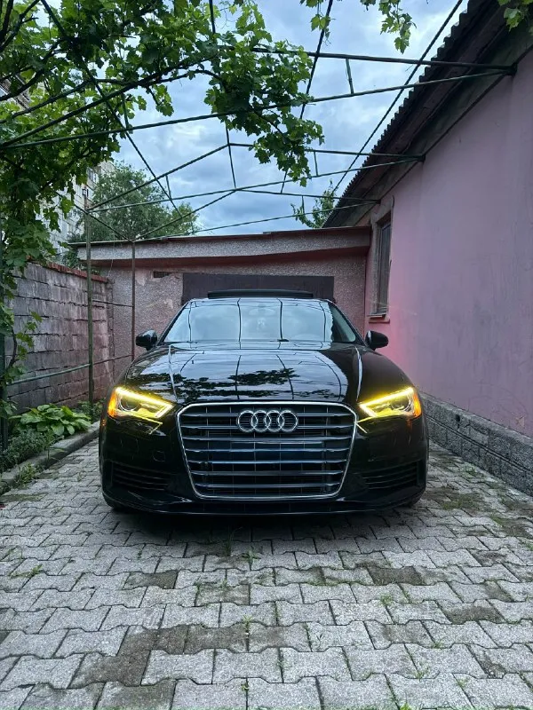 Audi a3 2014 год 1.8 автомат ❗️самая полная комплектация из всех возможных ❗️ ❗️единственный владелец на всю историю с салона ❗️ ❗️родной пробег, родная краска в круг, родные стекла, и многие другие факторы нового автомобиля❗️ технически в идеальном состоянии 162.000 пробега коробка, двигатель, ходовая, электрика, салон- состояние нового авто🤌🏻 полностью обслужена включая кондиционер ✅ машина сток, не прошивалась, сделан только выхлоп до катализатора ( который цел, не трогался ) по салону сделана подсветка, в багажнике оригинальный саб ❗️ линзы в фары стоят в оригинальные места bi-led aozoom black king kong. ❗️ то масла делал каждые 5000, масло только motul. диски 18” rohana rfx13. резина goodyear efficient grip performance(пробег на ней 8500 км) третья машина в семье, выходного дня, не курю, животных не возил ! идеал❗️ переоформление обязательное ✅ 1.62 с торгом адекватным ! макеевка +79496423118 📞 звоните: +7(949)6423118 - фотография - 4