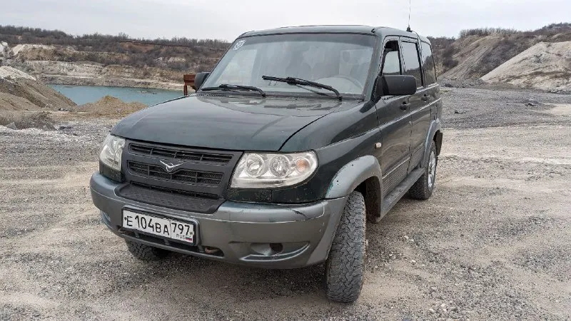 Продам уаз патриот 2006г. бензин. состояние агрегатных частей на 5-ку, проблемы есть по кузову. подр... - фотография