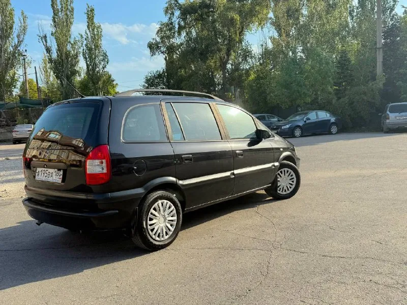 Продаю opel zafira a(опель зафира) 2004 года выпуска рестайлинг. родной пробег 238.000 пригнана с германии в 2020 году, с этого момента 1 собственник. авто в отличном состояние. узаконенное гбо 4 поколения обслуженный мотор 1.6 работает прекрасно, коробка также в отличном состояние, ходовая часть в идеале кузов авто не гнилой!пороги, арки целые! более подробно расскажу по телефону юридически чистый автомобиль 510.000 донецк +79495097888 - фотография - 5
