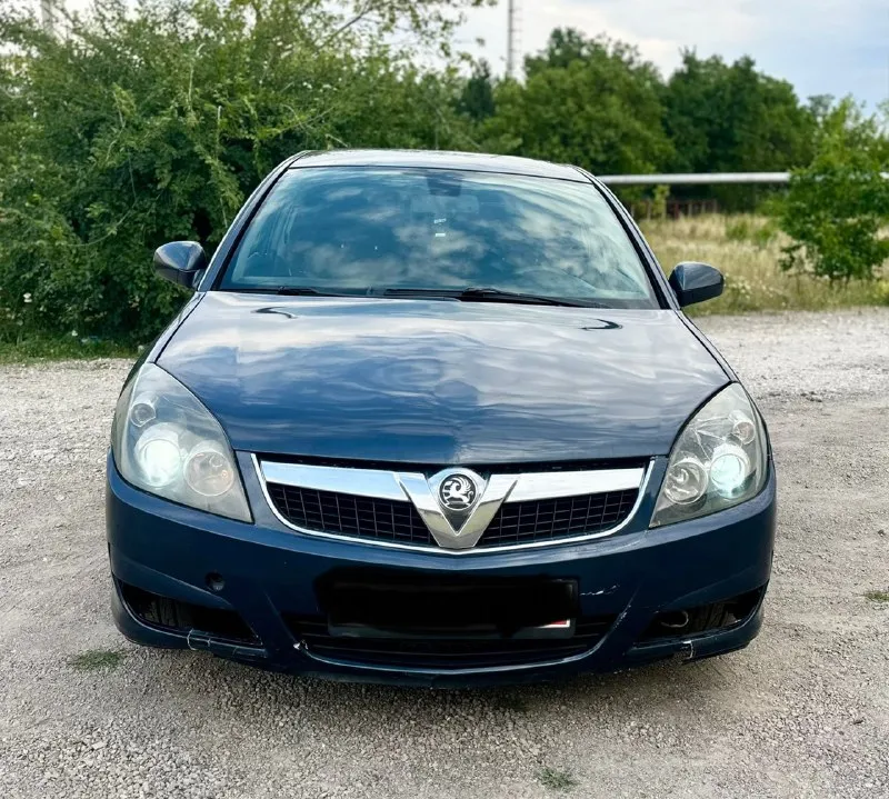 Цена 2️⃣9️⃣9️⃣.9️⃣9️⃣9️⃣тыс. рублей срочно срочно срочно opel vectra c 2007год. 1.8 еко-тек. кпп механика авто в нормальном рабочем состоянии. мотор работает хорошо не дымит не троит. ходовая новая все мягко и комфортно. комплектация opc 2х-зонный климат контроль холодит и греет отлично. датчики света и дождя, парк-троник, круиз-контроль, мульти-руль,4эл. стклоподьемника, подогрев сидений, салон комбинированная кожа, литые диски. ксенонавые фары. документы в полном порядке. юредически чистая штрафов, запретов, ограничений нет. осмотр донецк. +7 9490350845 +7 918 513 6926 телеграмм 📞 звоните: +7(949)0350845 - фотография - 3