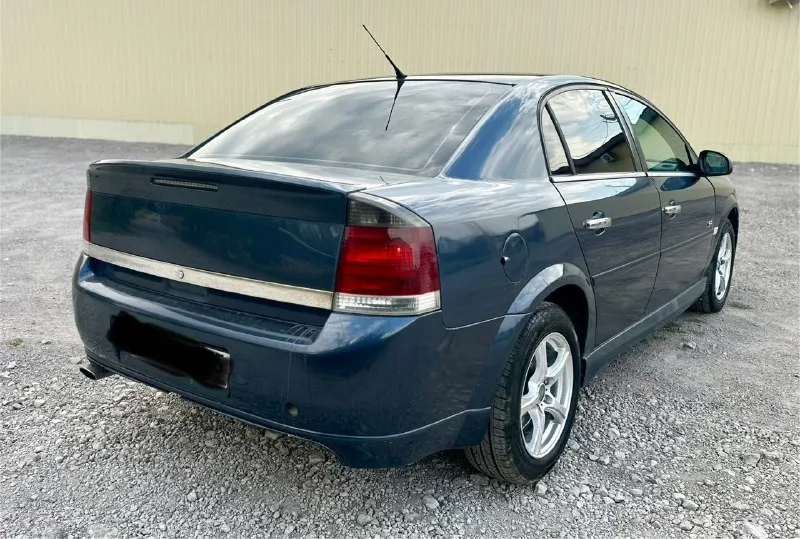 Цена 2️⃣9️⃣9️⃣.9️⃣9️⃣9️⃣тыс. рублей срочно срочно срочно opel vectra c 2007год. 1.8 еко-тек. кпп механика авто в нормальном рабочем состоянии. мотор работает хорошо не дымит не троит. ходовая новая все мягко и комфортно. комплектация opc 2х-зонный климат контроль холодит и греет отлично. датчики света и дождя, парк-троник, круиз-контроль, мульти-руль,4эл. стклоподьемника, подогрев сидений, салон комбинированная кожа, литые диски. ксенонавые фары. документы в полном порядке. юредически чистая штрафов, запретов, ограничений нет. осмотр донецк. +7 9490350845 +7 918 513 6926 телеграмм 📞 звоните: +7(949)0350845 - фотография - 4