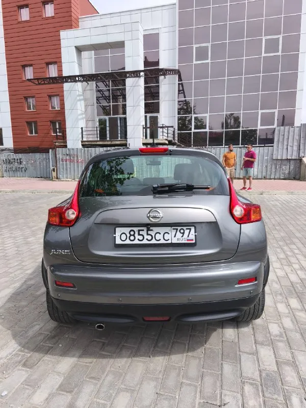 Nissan juke 2012 год двигатель 1.6 - вариатор пробег 110 тыс. км. автомобиль в отличном состоянии. оригинальное остекление, включая лобовое. в хорошей комплектации: климат контроль, обогрев передних сидений, круиз контроль, abs, магнитола teyes с камерой заднего вида, airbag, передние и задние парктроники выведены на магнитолу, сигнализация. 1.1 млн. руб +79591253516 📞 звоните: +7(959)1253516 - фотография - 5