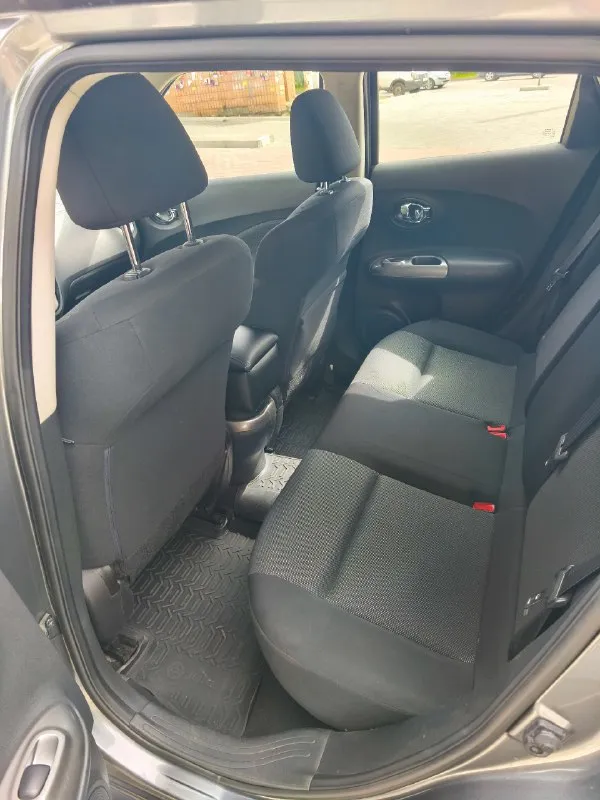 Nissan juke 2012 год двигатель 1.6 - вариатор пробег 110 тыс. км. автомобиль в отличном состоянии. оригинальное остекление, включая лобовое. в хорошей комплектации: климат контроль, обогрев передних сидений, круиз контроль, abs, магнитола teyes с камерой заднего вида, airbag, передние и задние парктроники выведены на магнитолу, сигнализация. 1.1 млн. руб +79591253516 📞 звоните: +7(959)1253516 - фотография - 9