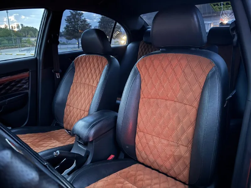 🚗 продается надёжный, экономичный и недорогой в обслуживании автомобиль geely emgrand ec7 💰 цена: 700.000 рублей 🏙️ город: донецк 📅 год: 2014 🛣️ пробег: 150.000 🔧 объем: 1.8 ⛽ топливо: бензин/гбо(вписан) 🕹️ кпп: механика 📞 телефон: +79493817973 📝 продам geely emgrand ec7 1.8 мт машина 2014 года пробег родной, не скрученный коробка механика, не хрустит, не выбивает, масло bardahl 75w-90 работает отлично, не дымит, не троит, масло не ест, замена каждые 6 т. км заменены все жидкости и фильтра. по ходовой нареканий нет, работает мягко, без посторонних шумов, днище обработано. хорошая линзованая оптика, делалась в прошлом году! кондиционер обслужен, заправлен, работает исправно подогрев сидений, мульти руль, камера заднего вида, дополнительный планшет вшит usb, aux, музыка jbl, сабвуфер, накопитель, звучание очень приятное, зашумлена! салон красивый, комбинированный, имеет вставки под карбон, чистый, никогда не курили! продажа от собственника, в одних руках более 📞 звоните: +7(949)3817973 - фотография - 3