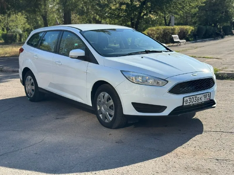 Продам на 181 регионе собственник город-алчевск 1 хозяин без дтп ford фокус ford focus 3 рестайлинг год-2018 универсал двигатель-1,6 механика (104 л. с) бензин пробег-143788оригинал коробка без нареканий двигатель не дизелит, масло не ест, не дымит, работает отлично ходовая на отлично, без каких либо стуков хорошая комплектация кондиционер, работает отлично подогрев лобового стекла датчик дождя даждик давление колес вся электроника в рабочем состоянии чистый не затертый салон. телефон- +79595107240 +79590030760 цена- 1050000₽(торг) 📞 звоните: +7(959)5107240 - фотография - 3