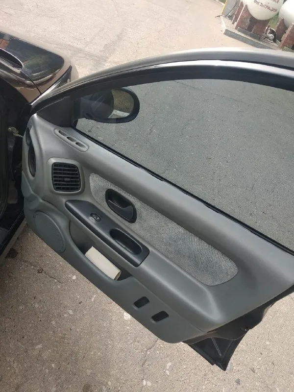 Продам renault лагуна. 1.8 16v. год выпуска 2001. климат. абс. электро зеркала. стеклоподъёмники. подогрев сидений. подушки безопасности. сигнализация. зимняя резина в комплекте. машина полностью обслужена и не требует вложений. цена 400000. т. +79493015122 📞 звоните: +7(949)3015122 - фотография - 10