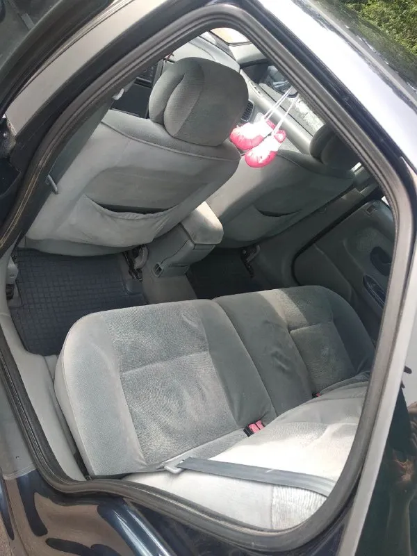 Продам renault лагуна. 1.8 16v. год выпуска 2001. климат. абс. электро зеркала. стеклоподъёмники. подогрев сидений. подушки безопасности. сигнализация. зимняя резина в комплекте. машина полностью обслужена и не требует вложений. цена 400000. т. +79493015122 📞 звоните: +7(949)3015122 - фотография - 3